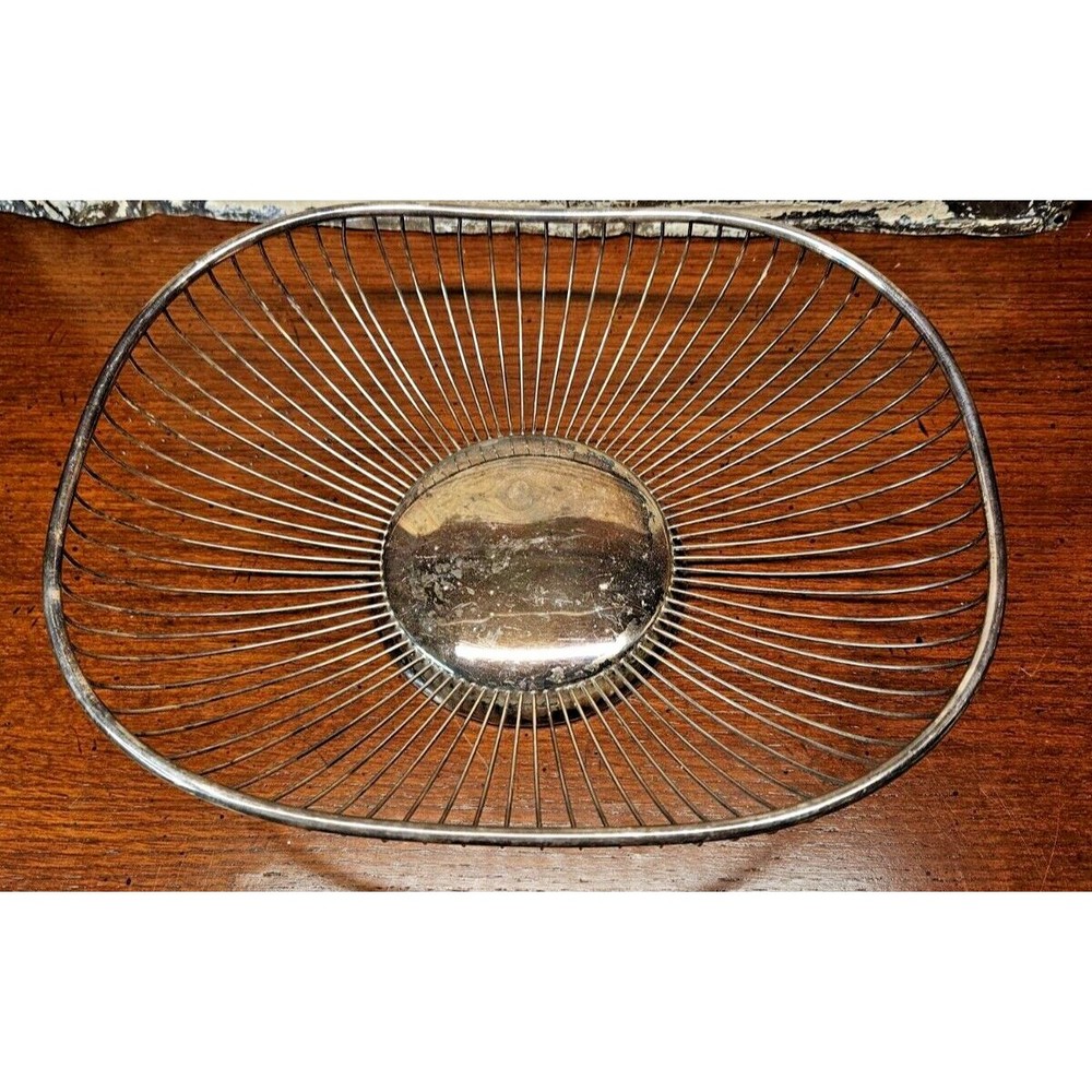 Vintage PM Italy Silver Plate Wire Fruit Basket Bowl Midcentury MCM 10.5” X 6.5”